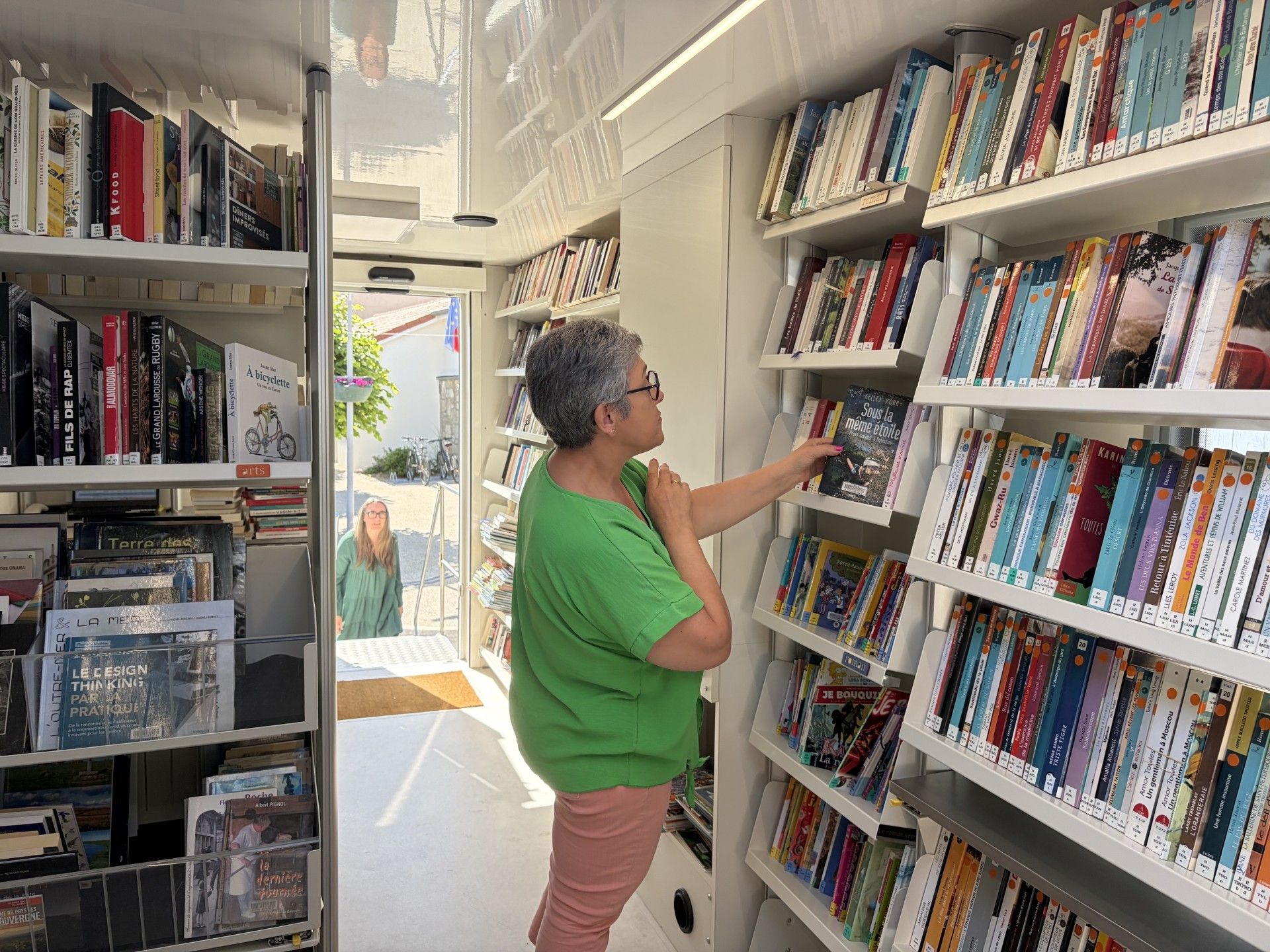 PASSAGE DU BIBLIOBUS